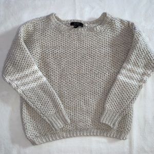 JESSICA SIMPSON PULLOVER CREW NECK SWEATER
